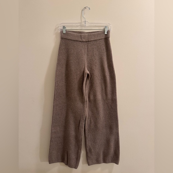 GAP Other - Gap Knit Set